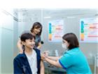 Người dân dễ dàng tiếp cận dịch vụ tiêm chủng với chi phí “dễ thở” tại FPT Long Châu