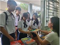 TP.HCM ban hành 52 đầu sách giáo khoa lớp 12 sử dụng trong năm học mới