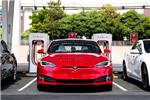Tesla sắp cho ra mắt công nghệ pin xe điện vận hành suốt 1.609.344km rồi mới hỏng
