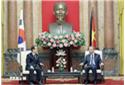 Chủ tịch nước Tô Lâm tiếp Thủ tướng Hàn Quốc Han Duck Soo