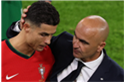 Báo Anh chỉ thẳng: Dù tàng hình cả trận, Ronaldo vẫn không chịu rời sân