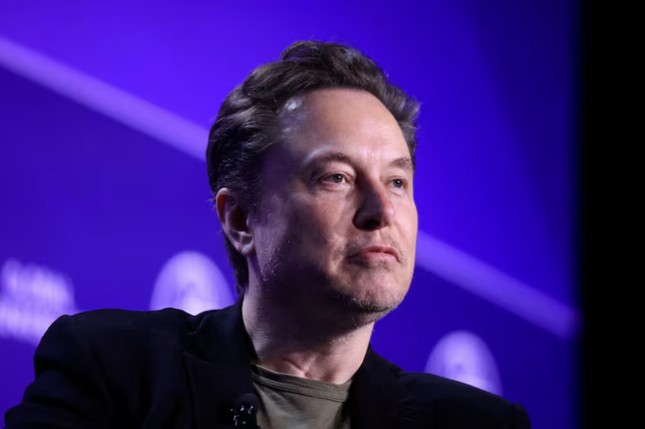 Apple tích hợp ChatGPT vào thiết bị, tỷ phú Elon Musk tuyên bố cấm cửa ảnh 1