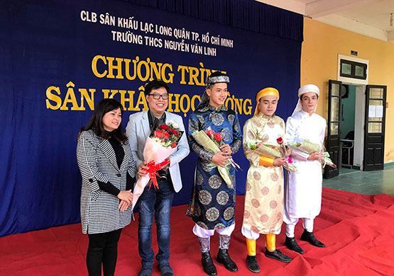 Mùa Xuân rộn rã với “Sân khấu học đường”