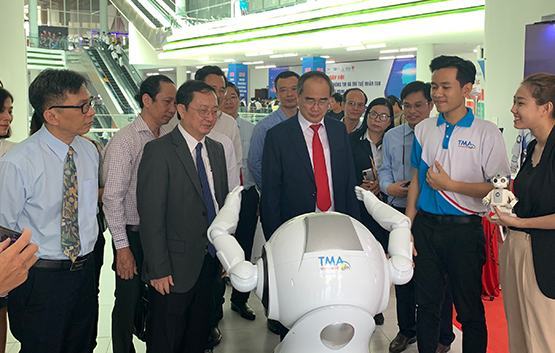 Xây dựng đô thị thông minh: Tạo mọi điều kiện để sinh viên CNTT thể hiện