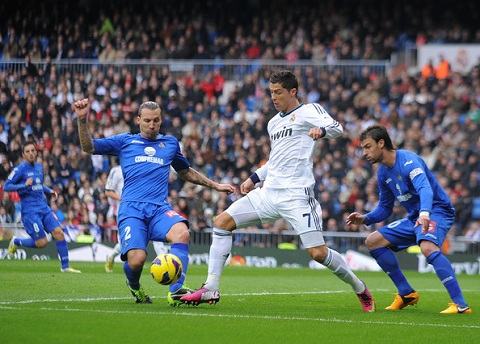 01h30, 24/5, Real Madrid vs Getafe: Tiệc tàn cuối năm