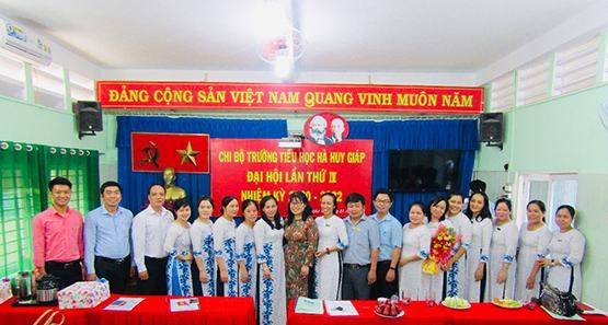 Trường Tiểu học Hà Huy Giáp: Tất cả vì  học sinh thân yêu