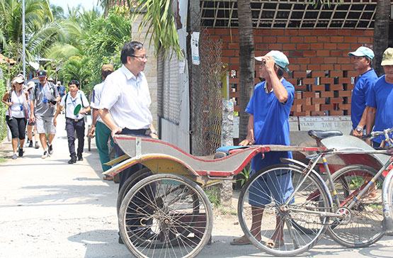 “Báo giúp tôi quan tâm hơn đến giáo dục”