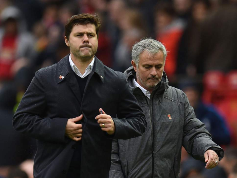 02h00 28/8, sân Old Trafford, Man Utd vs Tottenham: Máy chém trên đầu Mourinho