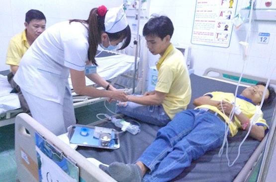 48 công nhân nhập viện nghi bị ngộ độc thực phẩm