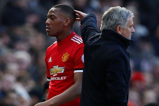 Mourinho nói phũ với Martial và Rashford