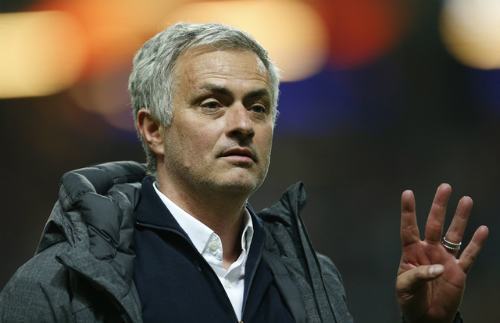 Mourinho hạ thấp vị trí á quân và top 4 Ngoại hạng Anh