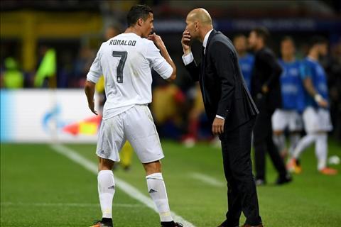 HLV Zidane sắp tái ngộ Ronaldo tại Juventus