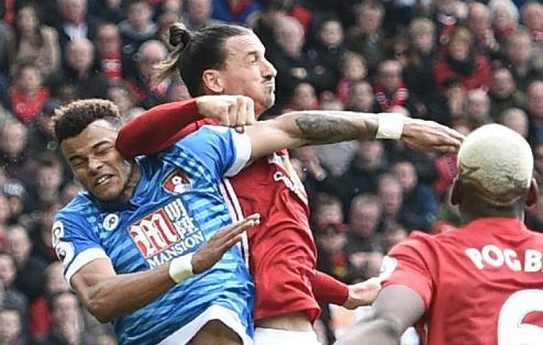 Ibrahimovic có thể bị treo giò ba trận