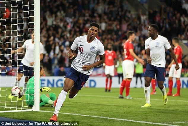 Rashford nên rời M.U đến… Everton