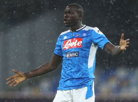 Thương vụ Man City – Koulibaly đổ vỡ vì mối hận cũ?