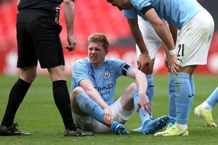 De Bruyne may mắn thoát chấn thương nặng