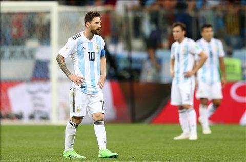 1h00 ngày 27/6, Nigeria vs Argentina: Vừa đá bóng, vừa cầu nguyện