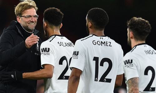 Klopp đặt mục tiêu trụ lại top 4 Ngoại hạng Anh