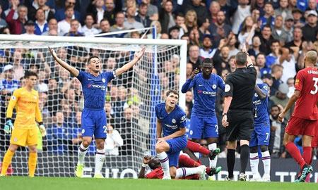 Chelsea phòng ngự tệ nhất lịch sử CLB