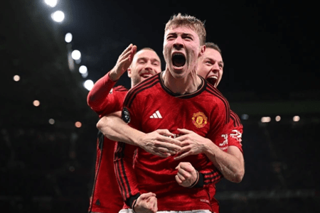 Hojlund chấm dứt cơn hạn bàn thắng, M.U thoát hiểm kịch tính tại Old Trafford