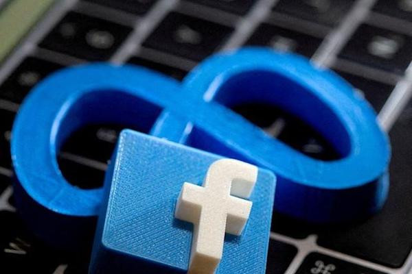 Công ty mẹ Facebook ‘bay hơi’ hơn 70% vốn hoá sau 1 năm