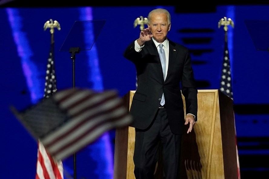 Quyết sách đối ngoại lớn đầu tiên của ông Biden với Nga