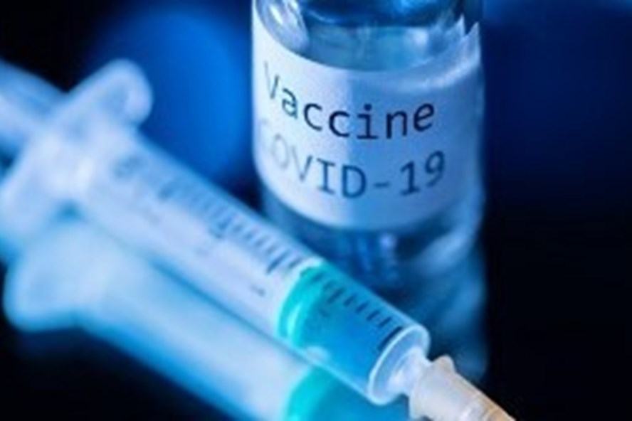 Người Mỹ nói gì về việc triển khai vaccine COVID-19 chậm?