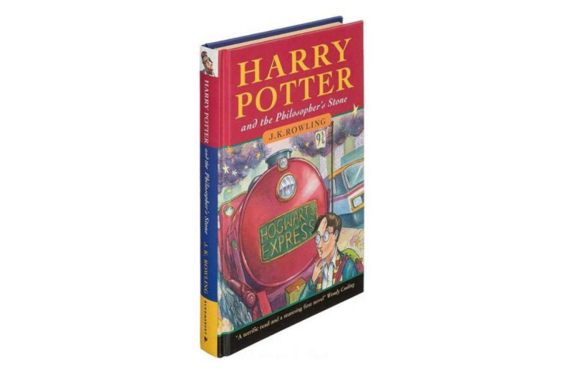 10,8 tỉ đồng cho ấn bản đầu tiên của truyện Harry Potter - ảnh 1