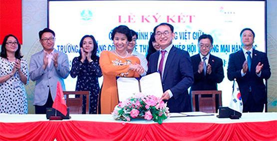 TDC dạy tiếng Việt cho sinh viên Hàn Quốc