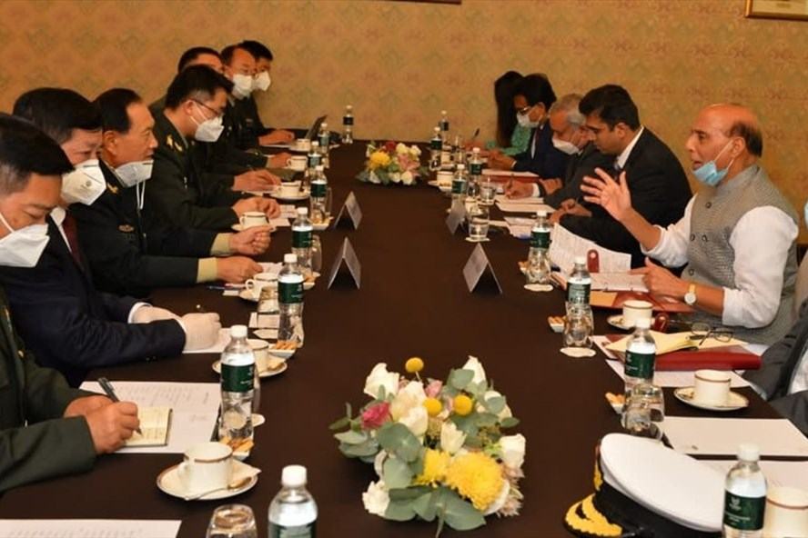 Bộ trưởng Quốc phòng Trung – Ấn gặp mặt ở Nga giữa căng thẳng biên giới