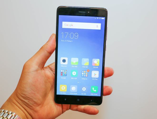 Redmi Note 4 smartphone RAM 3 GB giá 4,7 triệu đồng