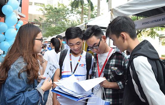 Giải quyết việc làm cho SV là trách nhiệm