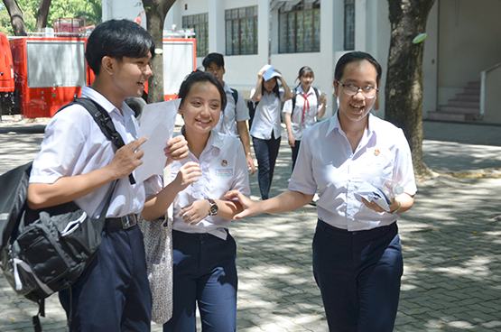 Đà Nẵng: Học sinh lớp 10 đăng ký nhập học trực tuyến