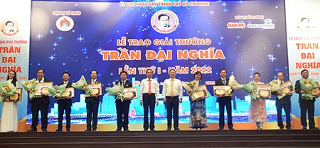 Vinh danh người thầy truyền lửa đam mê sáng tạo và khởi nghiệp