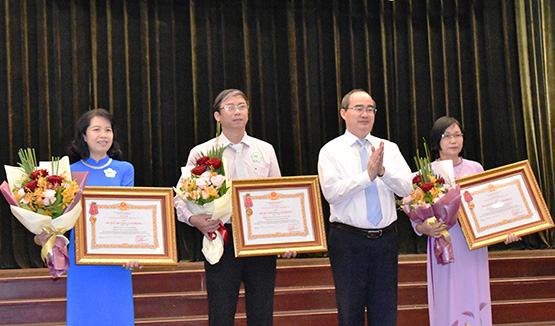 Thi đua yêu nước: Lấy thước đo người dân trong cải cách hành chính