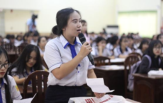 “Tiếp bước trường thi” cho HS 30 tỉnh thành