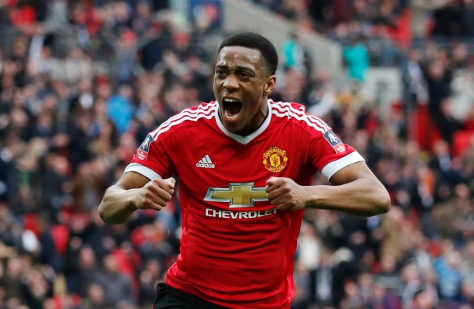 HLV Mourinho cảnh báo Anthony Martial