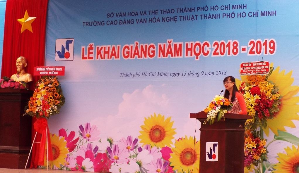 “Các em phải không ngừng phấn đấu để hoàn thiện bản thân”