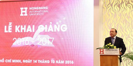 Trường ĐHQT Hồng Bàng khai giảng năm học mới