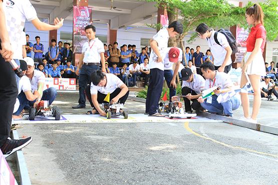40 đội tham dự Mini Car Racing lần 3 năm 2018