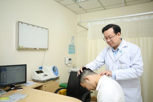 Tư vấn, khám miễn phí thoái hóa cột sống thắt lưng