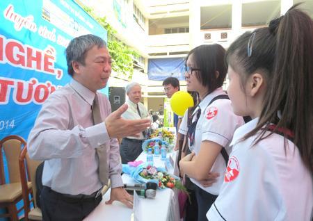 Sáng nay, khai mạc chương trình tư vấn tuyển sinh