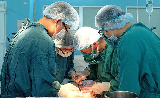 Tư lệnh ngành y tế và GD: “Giải khát” thông tin cho đại biểu Quốc hội