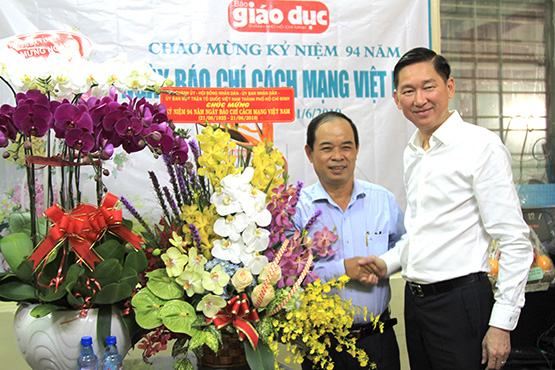 Nhà báo hãy tự hào về nghề của mình