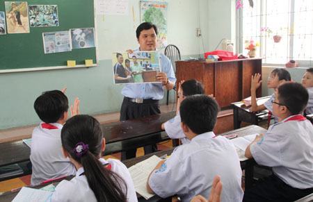 Viết tiếp bài báo Nặng lòng với môn giáo dục công dân (ngày 13-1): Để giáo dục công dân không bị xem nhẹ