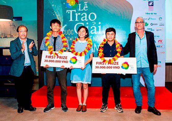 Nhiều sinh viên đoạt giải thiết kế nội thất gỗ