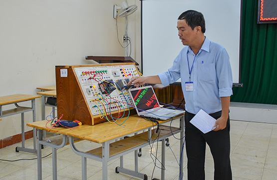 Khuyến khích giáo viên tự làm thiết bị đào tạo