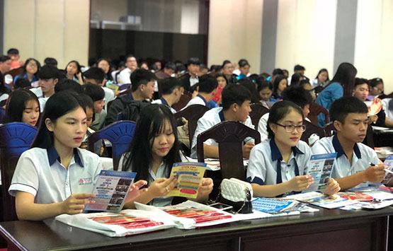 Hàng ngàn thí sinh trúng tuyển diện tuyển thẳng