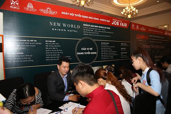 “Giải cơn khát” nhân lực ngành nhà hàng – khách sạn