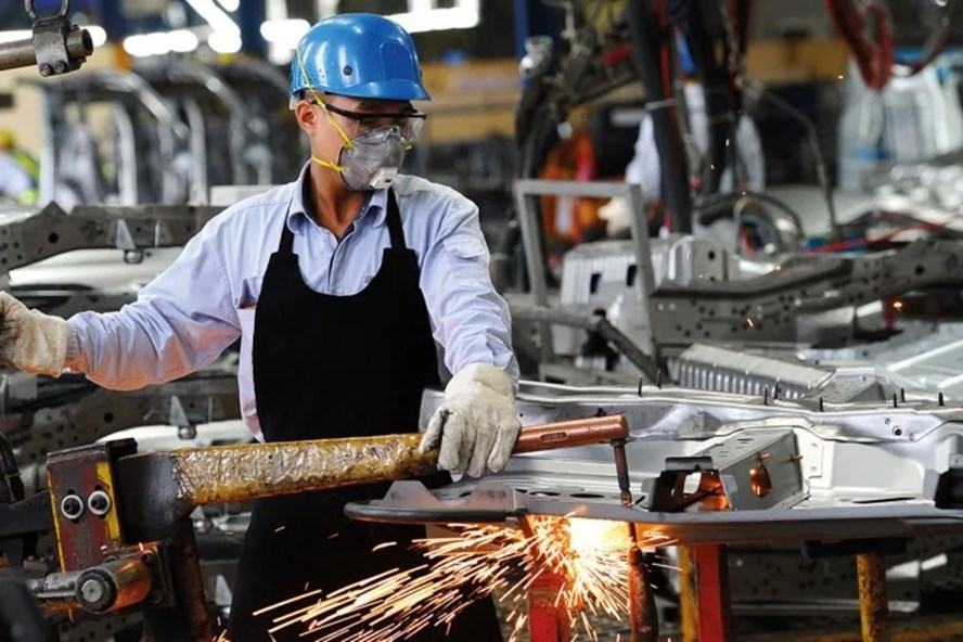 Các nền kinh tế Đông Nam Á, vẫn phải vật lộn với virus, lạm phát, và thất nghiệp